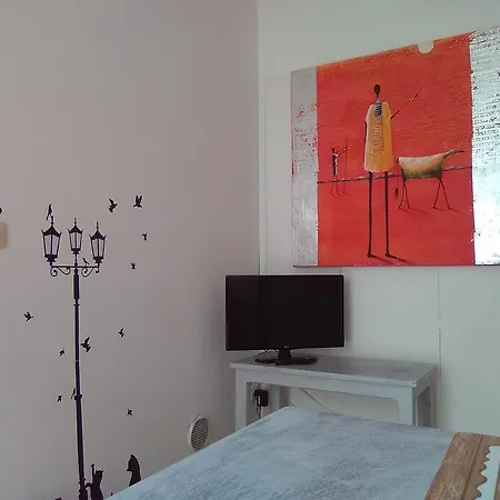 Le Villette - *